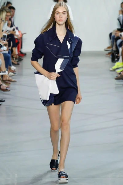 Look 22